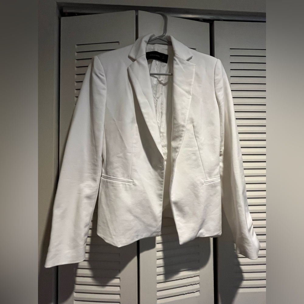 Zara Basic white blazer